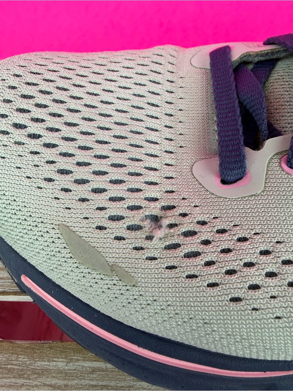 Brooks Ghost 15 women's running shoes athletic size 7 Wide - Picture 12 of 13